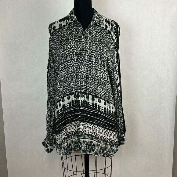 APNY Tops - APNY Blouse Shirt Top 1/4-Button Sz XXL 2XL Black Cream Print Long Sleeve